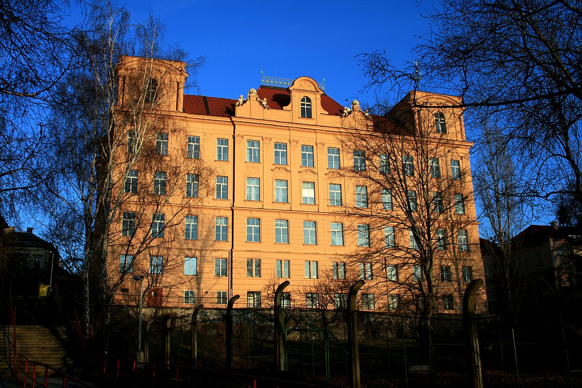 School image - Univerzita Karlova